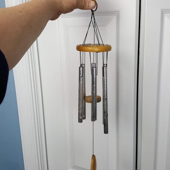 Vintage Wood and metal wind chimes - Picture 8 of 8